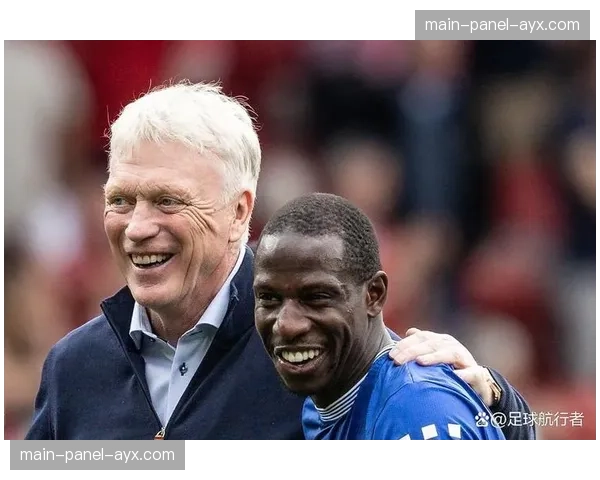 结果速报：埃弗顿1-1诺丁汉森林，太妃糖依靠杜库雷的后插上肋部射门扳平比分